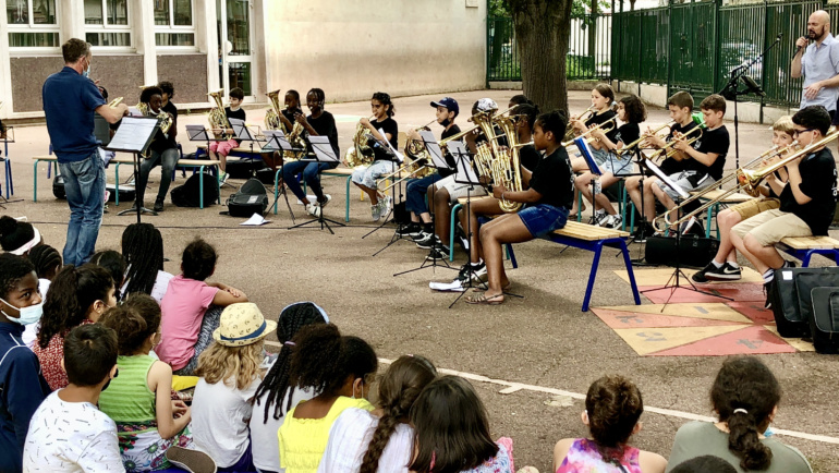 Orchestra at School Fernand Leger Malakoﬀ